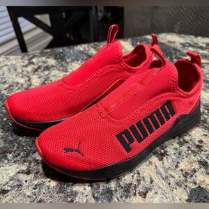 NEW Puma Wired Run Rapid Slipon Junior Kids Shoe Red Size 4